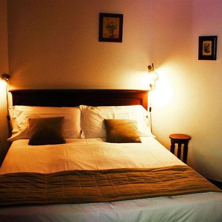 Olympic Mountains Hotel Cesana Torinese Room photo