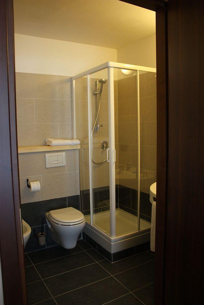 Olympic Mountains Hotel Cesana Torinese Exterior photo